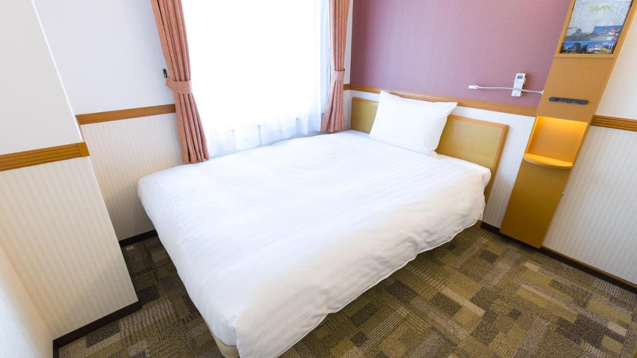 Toyoko Inn Yokohama Sakuragicho Kamer foto