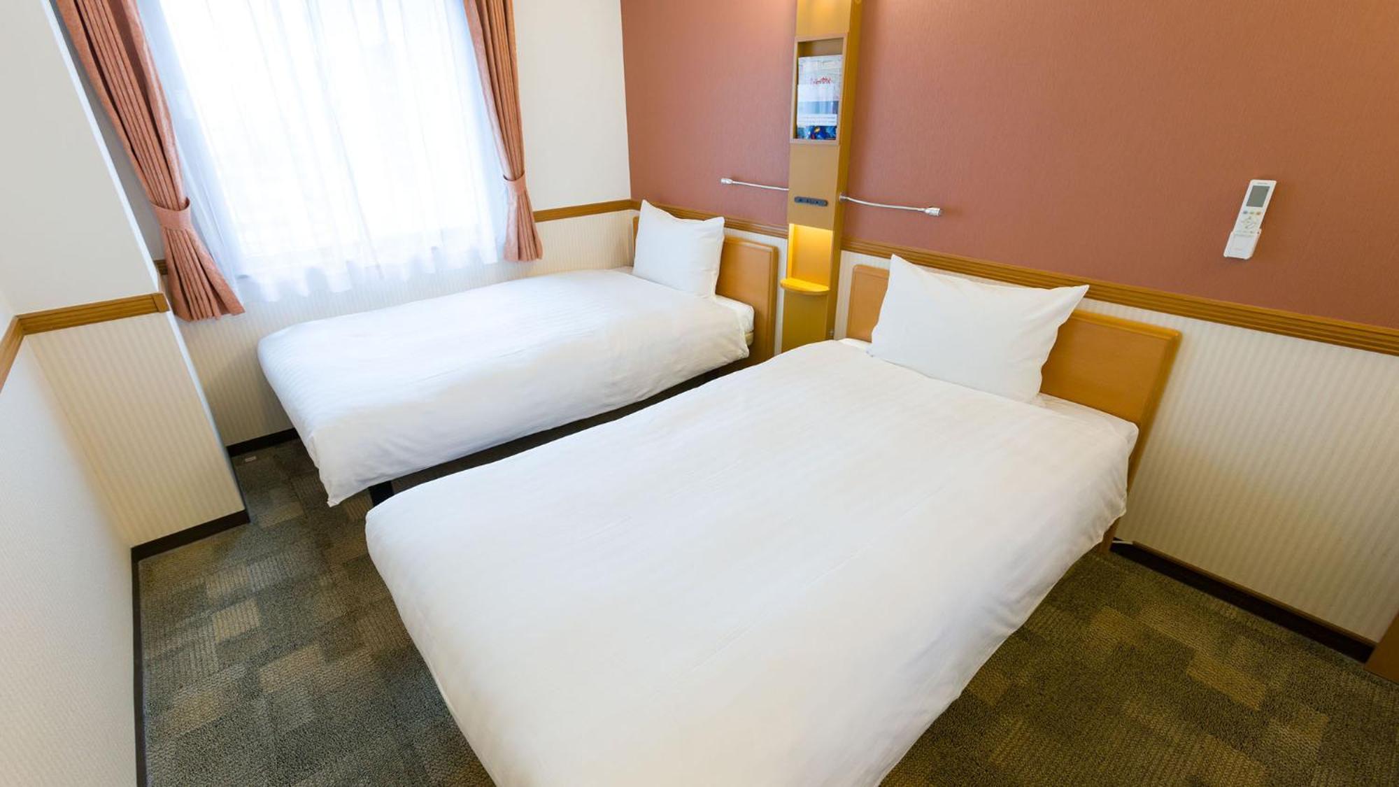 Toyoko Inn Yokohama Sakuragicho Kamer foto