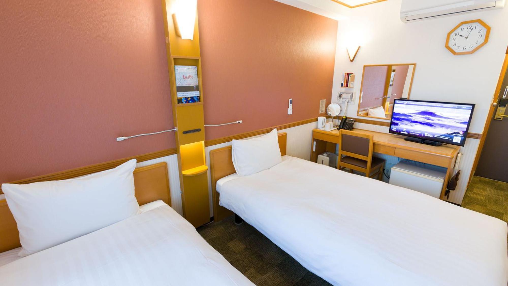 Toyoko Inn Yokohama Sakuragicho Kamer foto